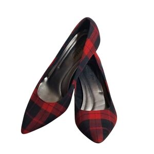 Comfort Plus by Predictons Red Black Buffalo Plaid Pointed Toe Heels